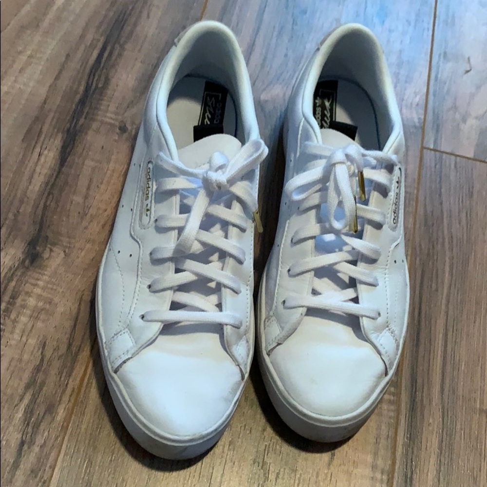 Womens Adidas Sleek white and gold size 9